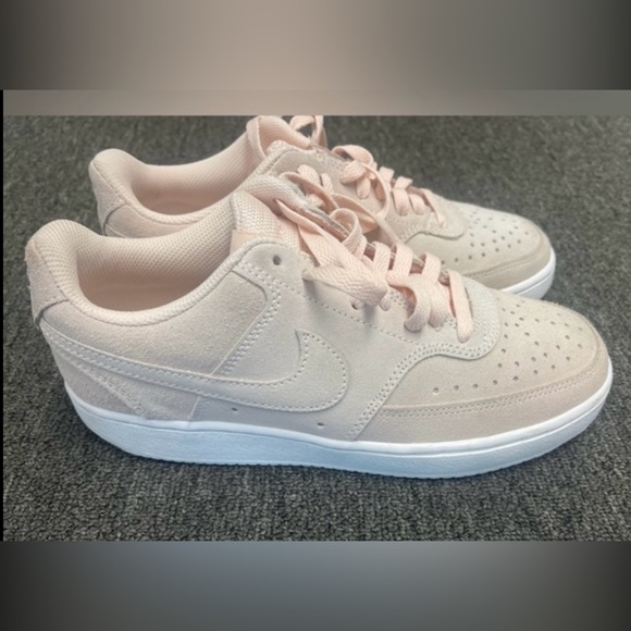 Nike Court Vision Low - Picture 1 of 5